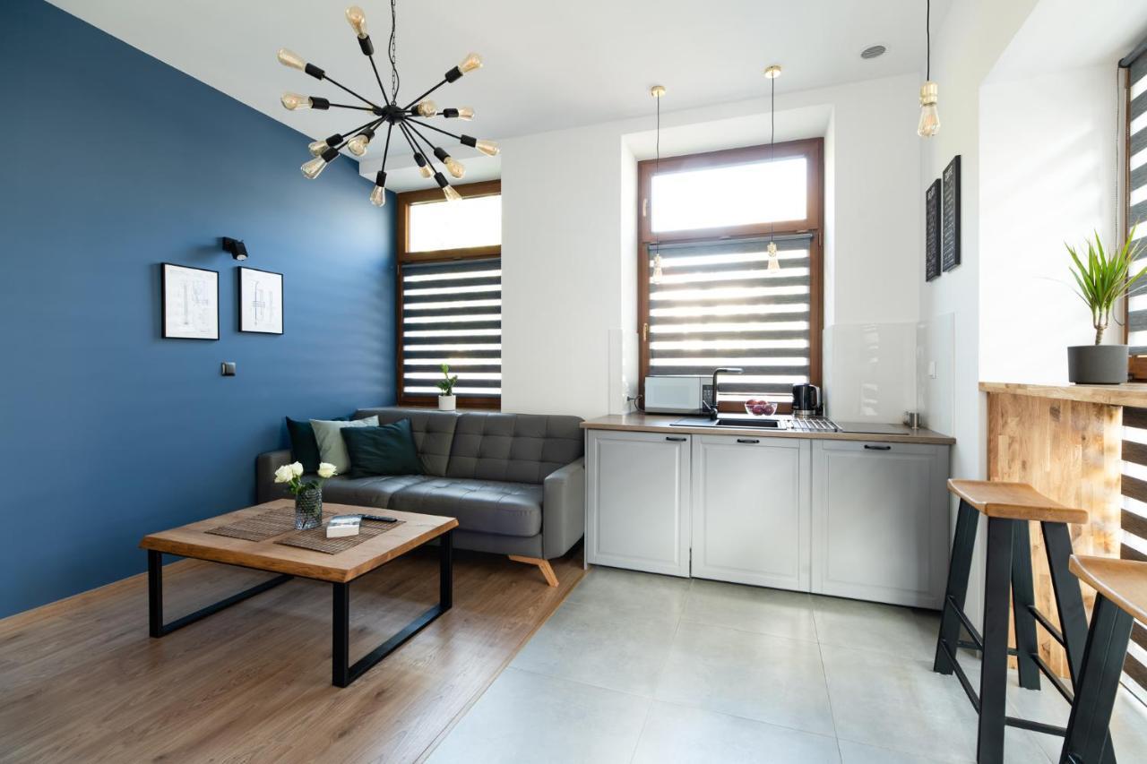 Neo Unique & Bright Apartments, Free Parking, 15min Old Town & Kazimierz - By Homelike Apartment Krakow